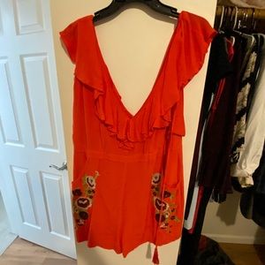 Red embroidered Gianni Bini Romper